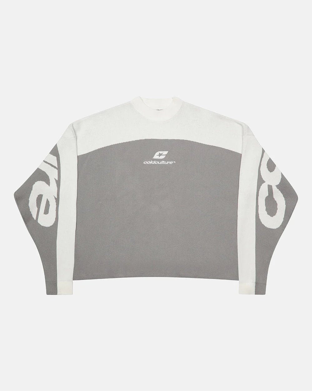 curved knit grey & white