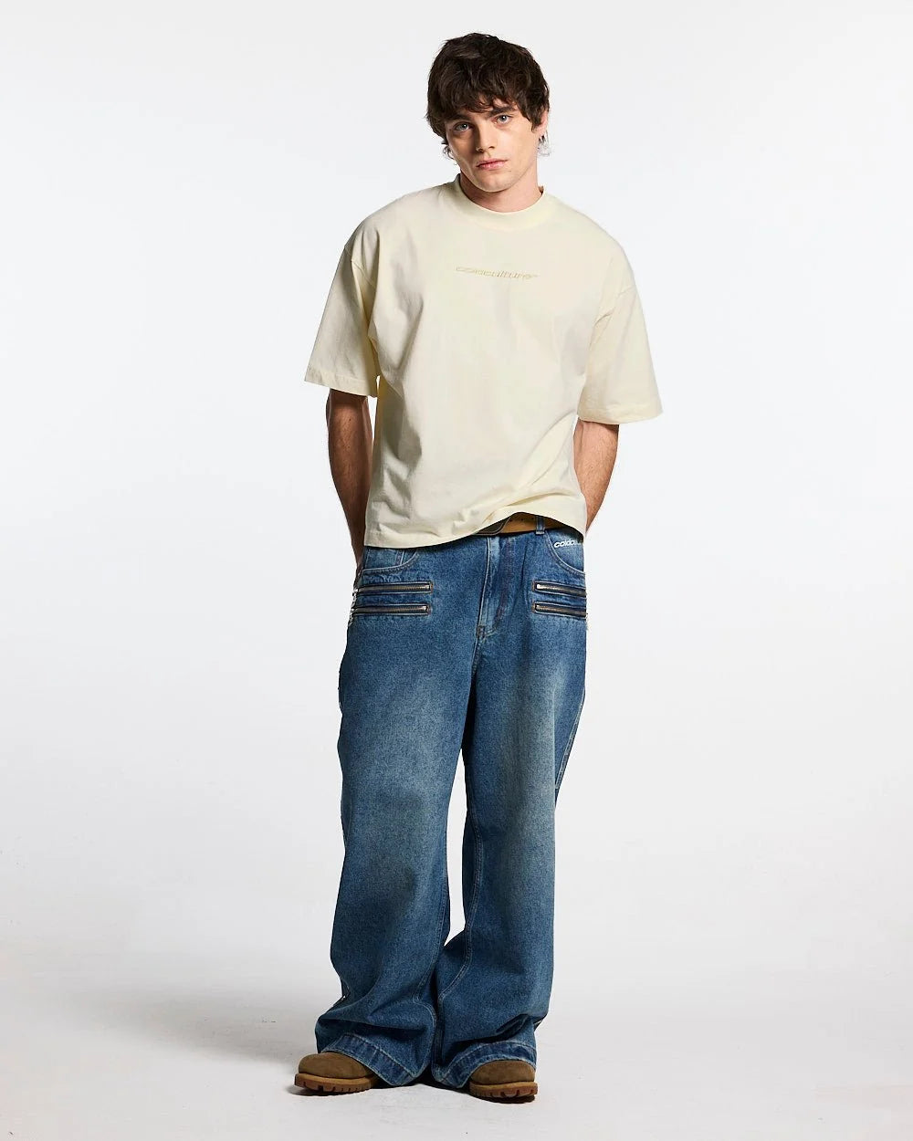distress curved tee cream