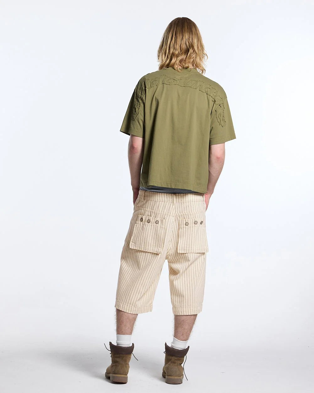 distress curved tee green