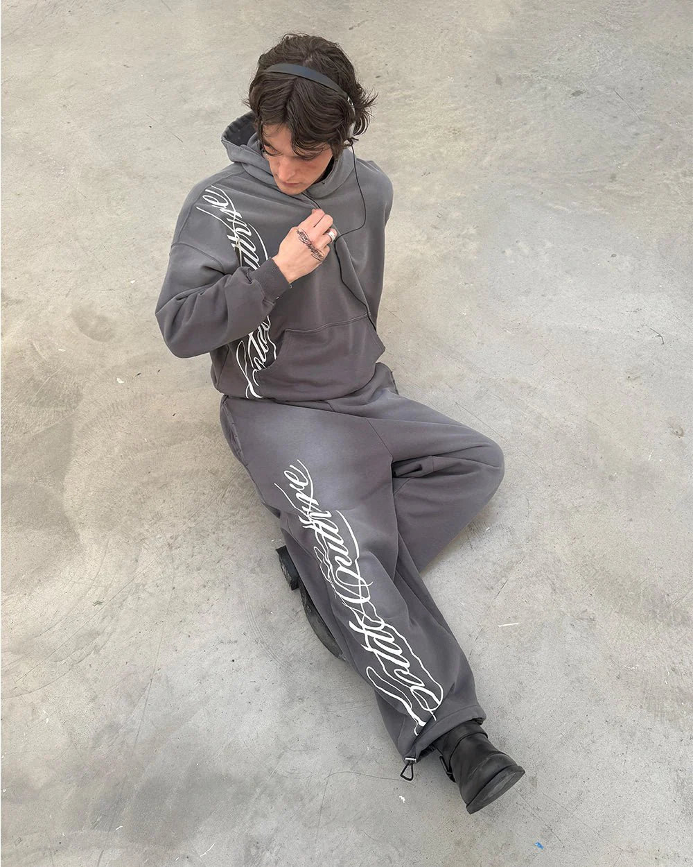 script sweatpants antracite grey