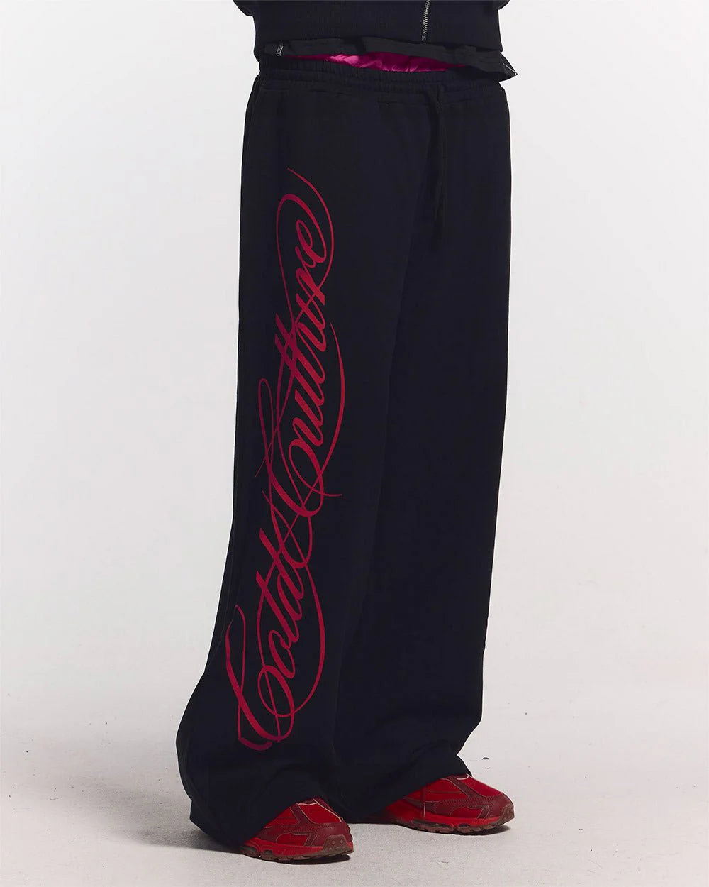 script sweatpants black