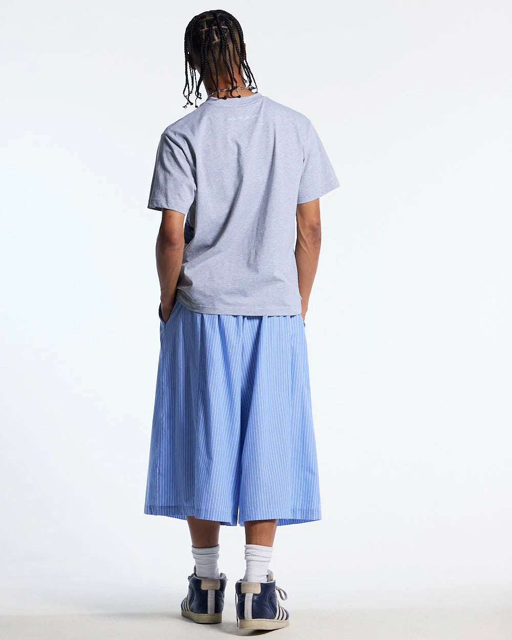 stallion tee heather grey